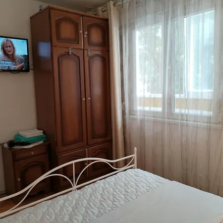 Suzana 2br With Balcony *