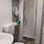 Suzana 2br With Balcony Split