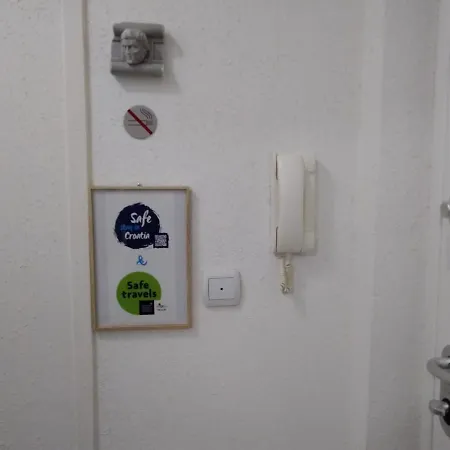 Suzana 2br With Balcony Apartman