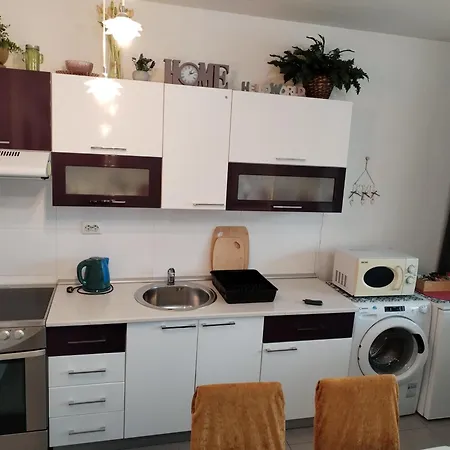 Suzana 2br With Balcony Apartmán