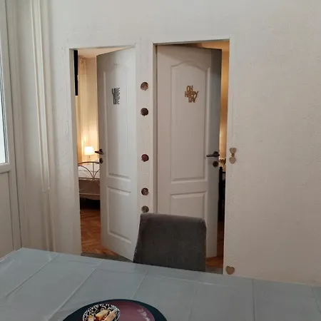 Апартаменты Suzana 2br With Balcony *