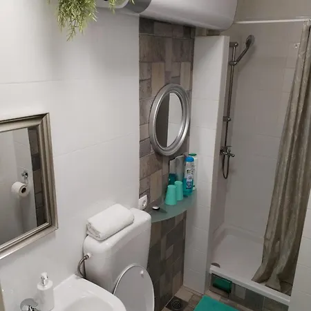 Апартаменты Suzana 2br With Balcony