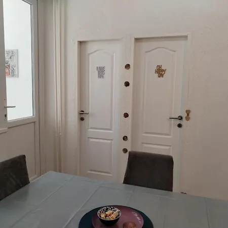 Апартаменты Suzana 2br With Balcony *